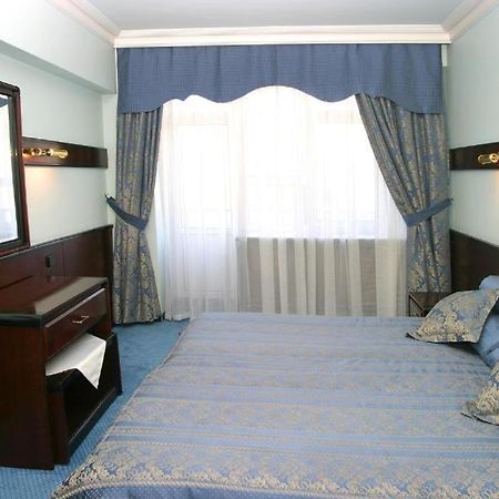 Hotel Otrar Almaty Zimmer foto